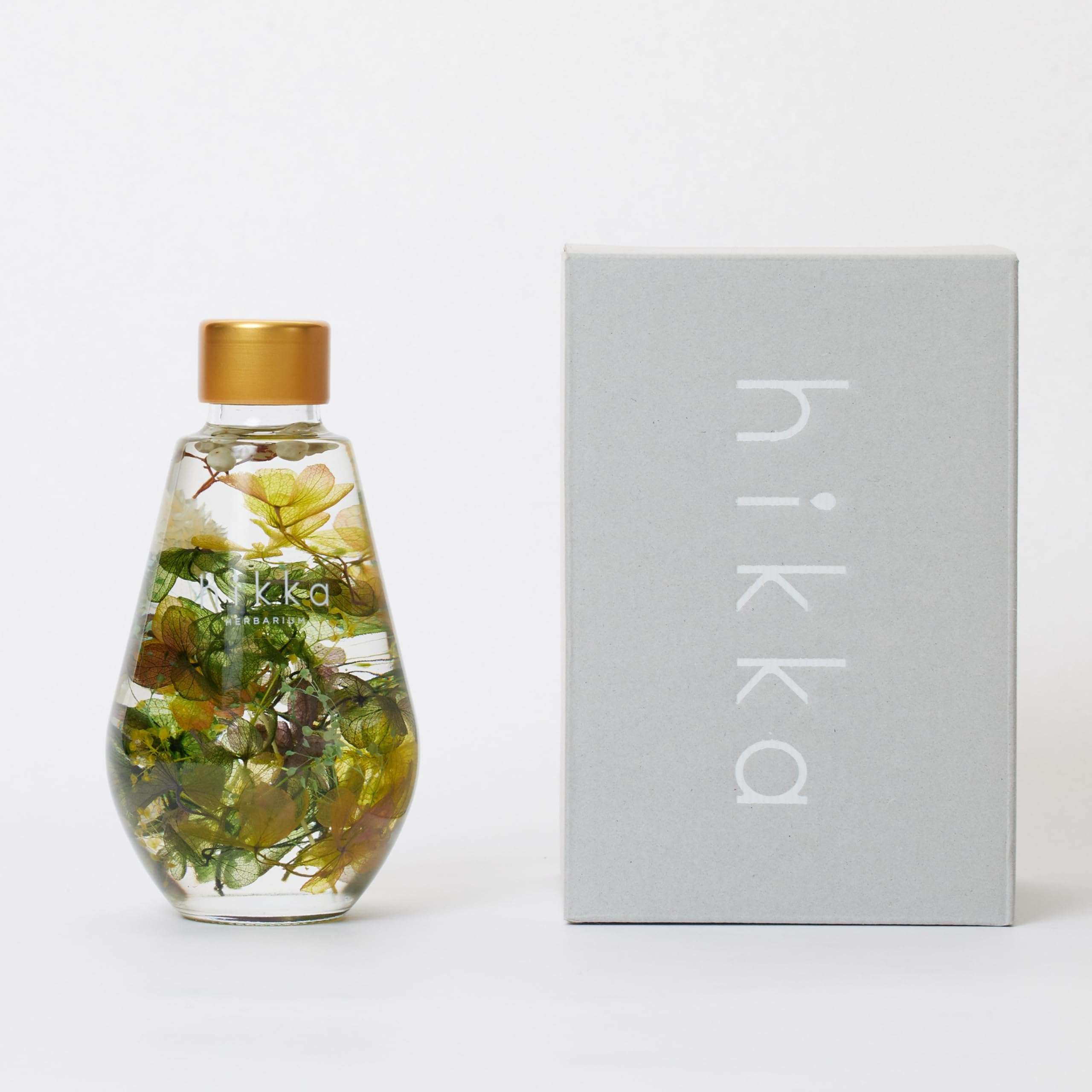 Amazon｜ハーバリウム hikka (ヒッカ) Type04 (最大径72mm×H135mm